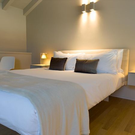 Palazzo Cordigero - Apartments Πεσκιέρα ντελ Γκάρντα Εξωτερικό φωτογραφία