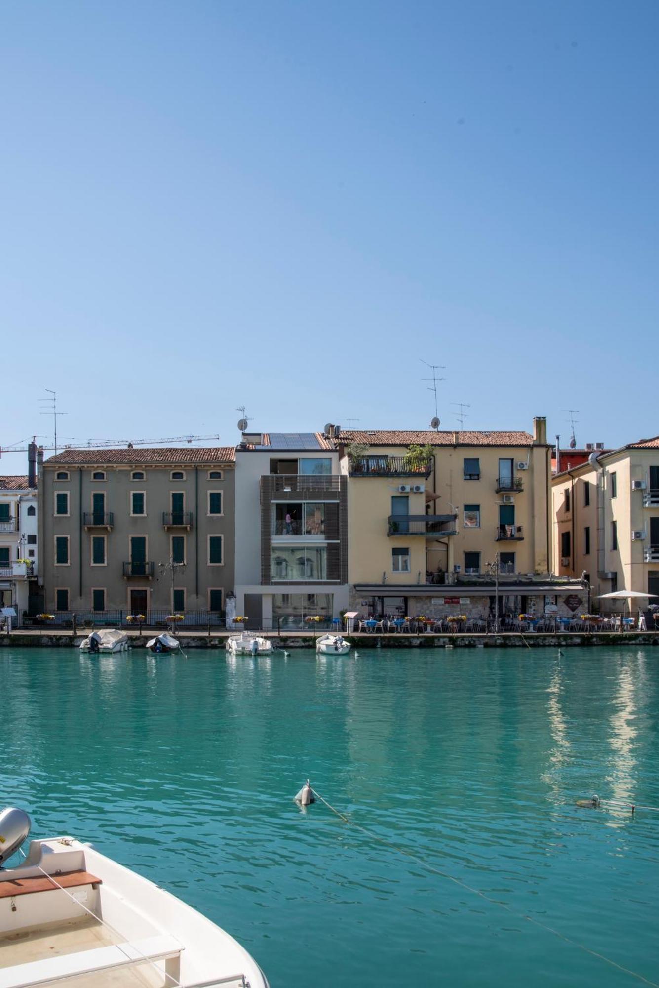 Palazzo Cordigero - Apartments Πεσκιέρα ντελ Γκάρντα Εξωτερικό φωτογραφία