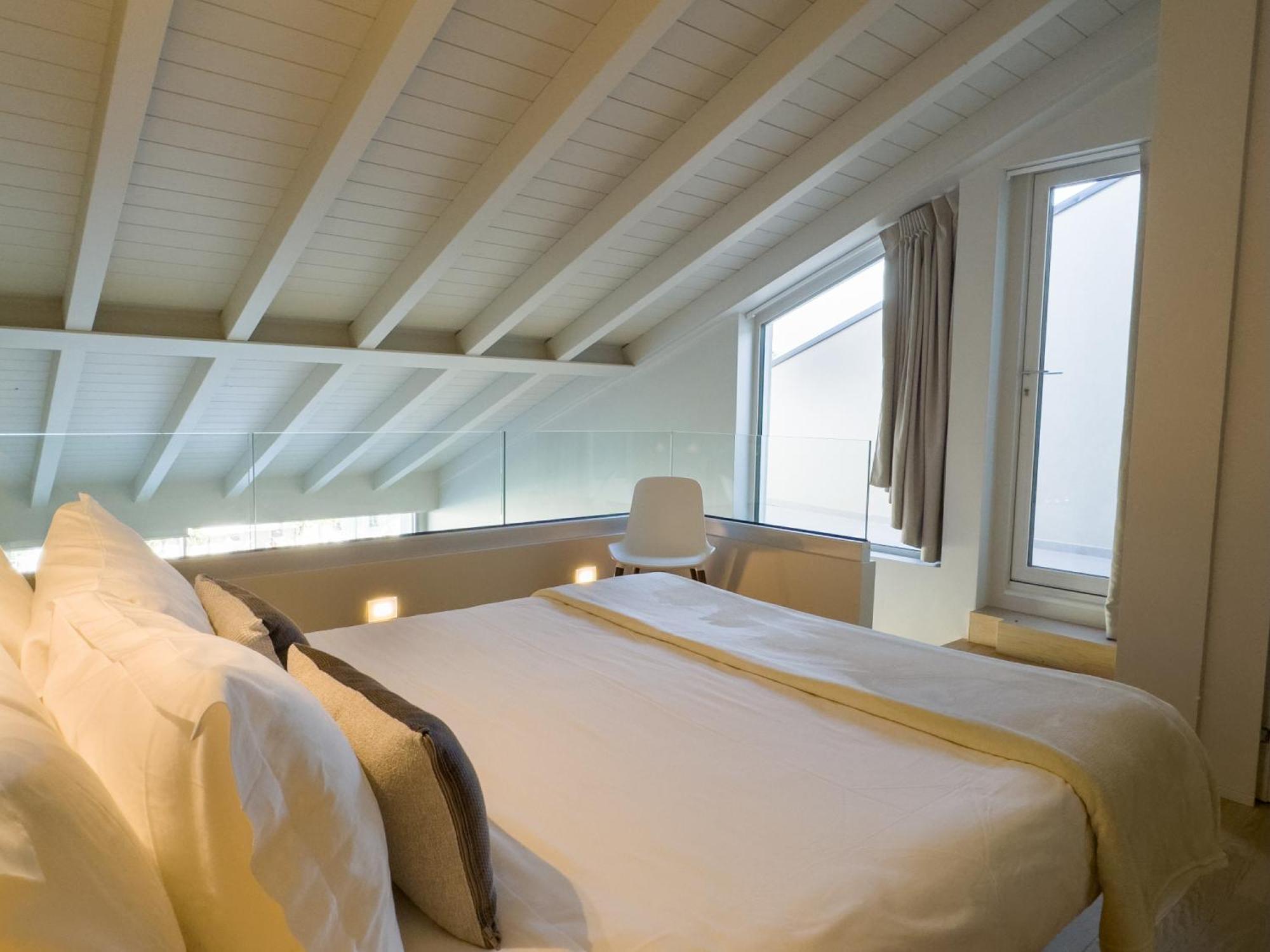 Palazzo Cordigero - Apartments Πεσκιέρα ντελ Γκάρντα Εξωτερικό φωτογραφία