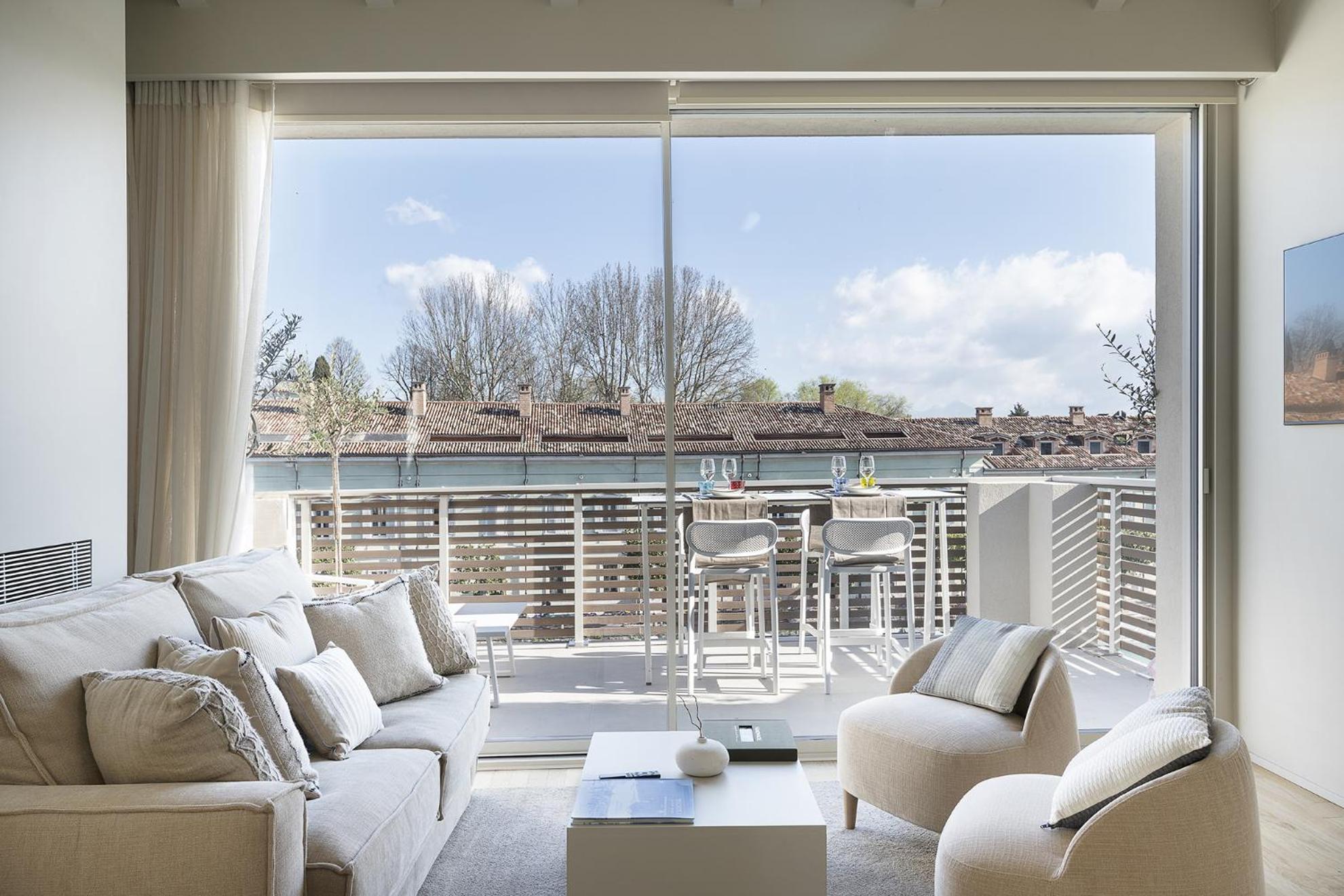 Palazzo Cordigero - Apartments Πεσκιέρα ντελ Γκάρντα Εξωτερικό φωτογραφία